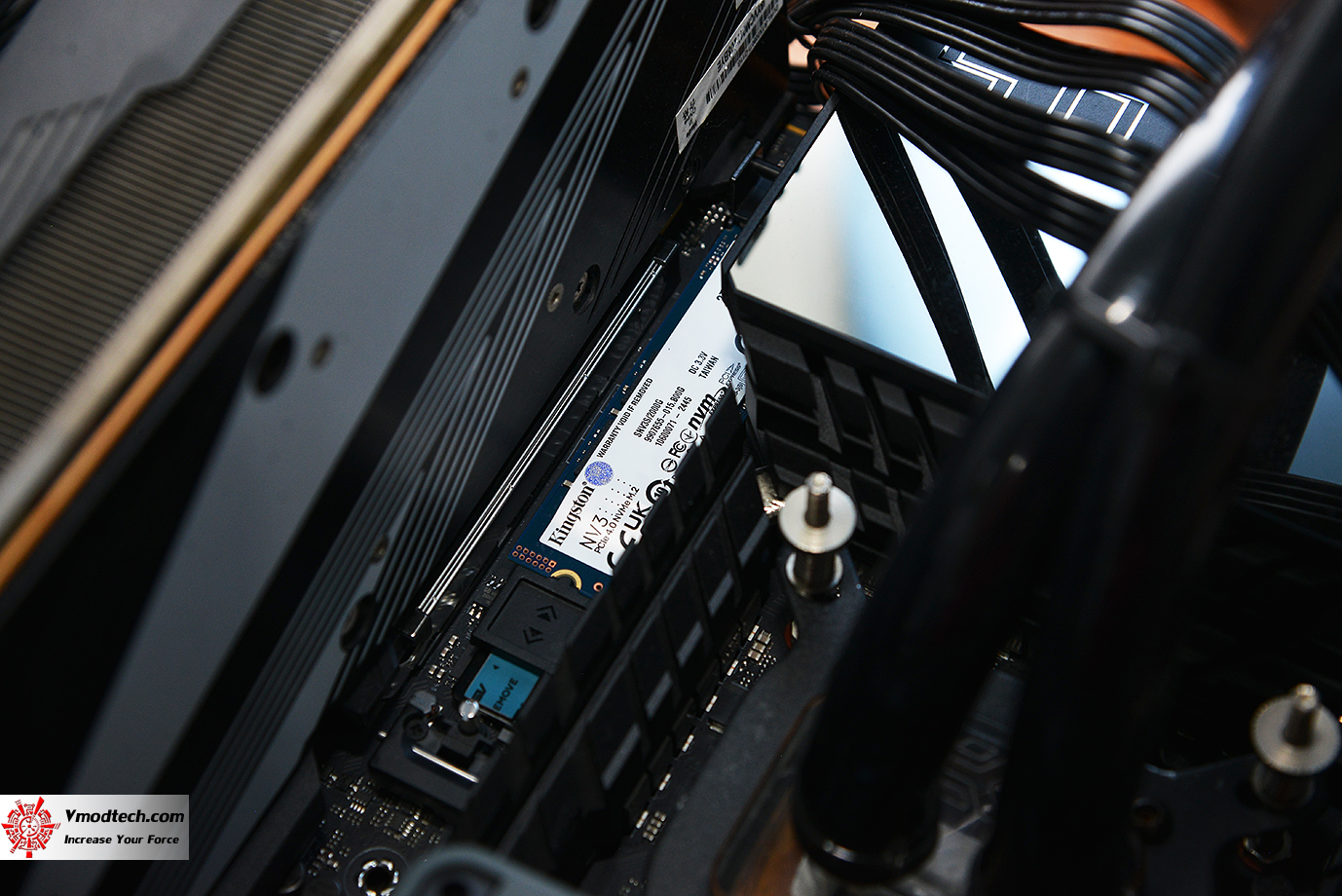 dsc 8923 Kingston NV3 PCIe 4.0 NVMe SSD 2TB Review