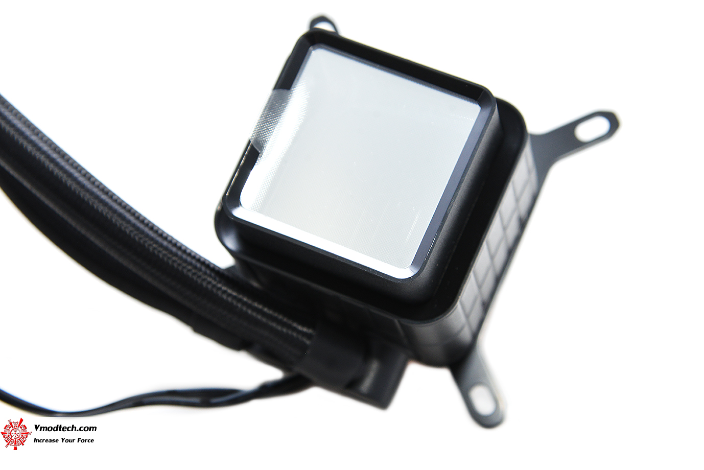 dsc 1377 ASUS PRIME LC 240 ARGB REVIEW