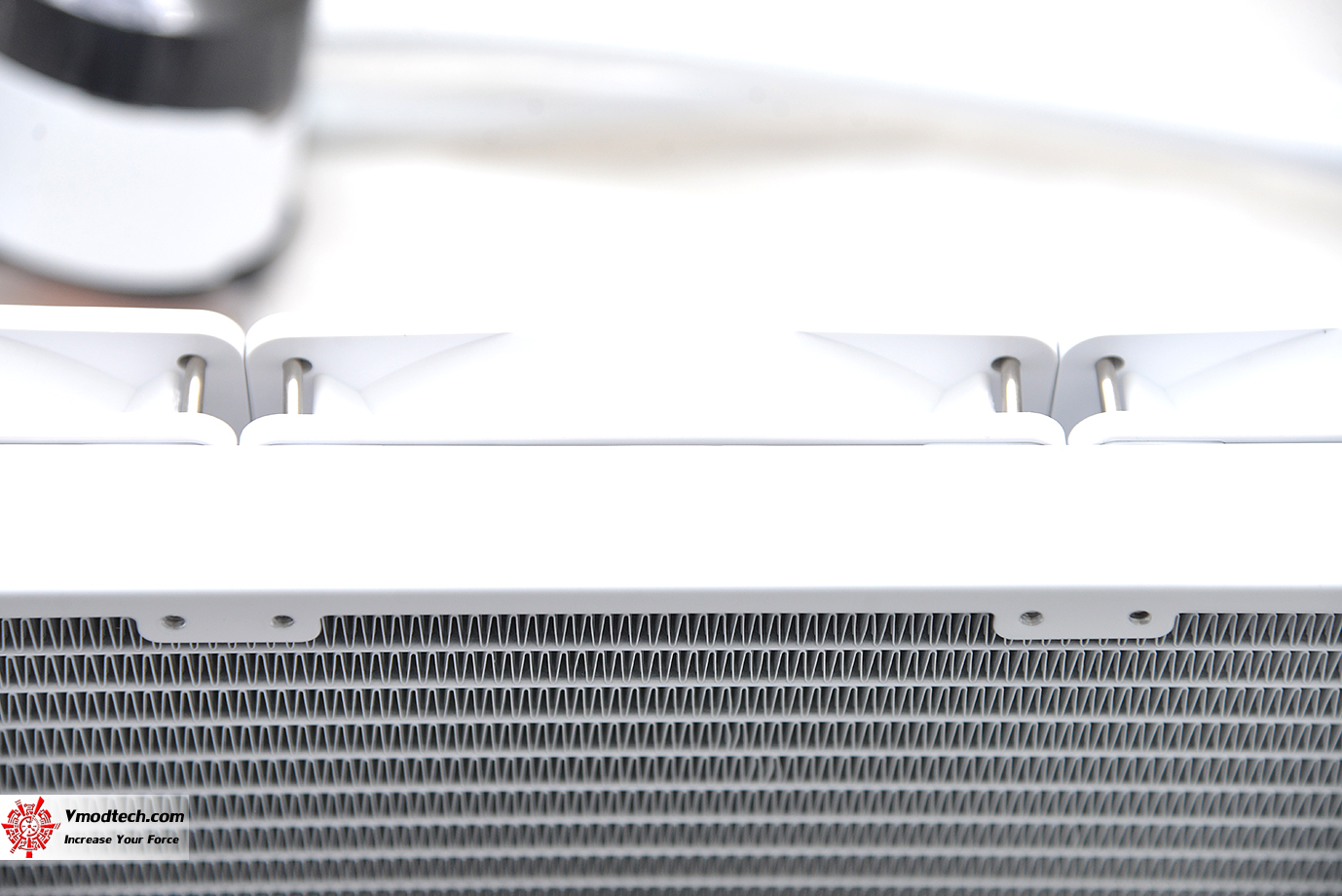 dsc 7293 ANTEC VORTEX LUM 360 ARGB WHITE REVIEW