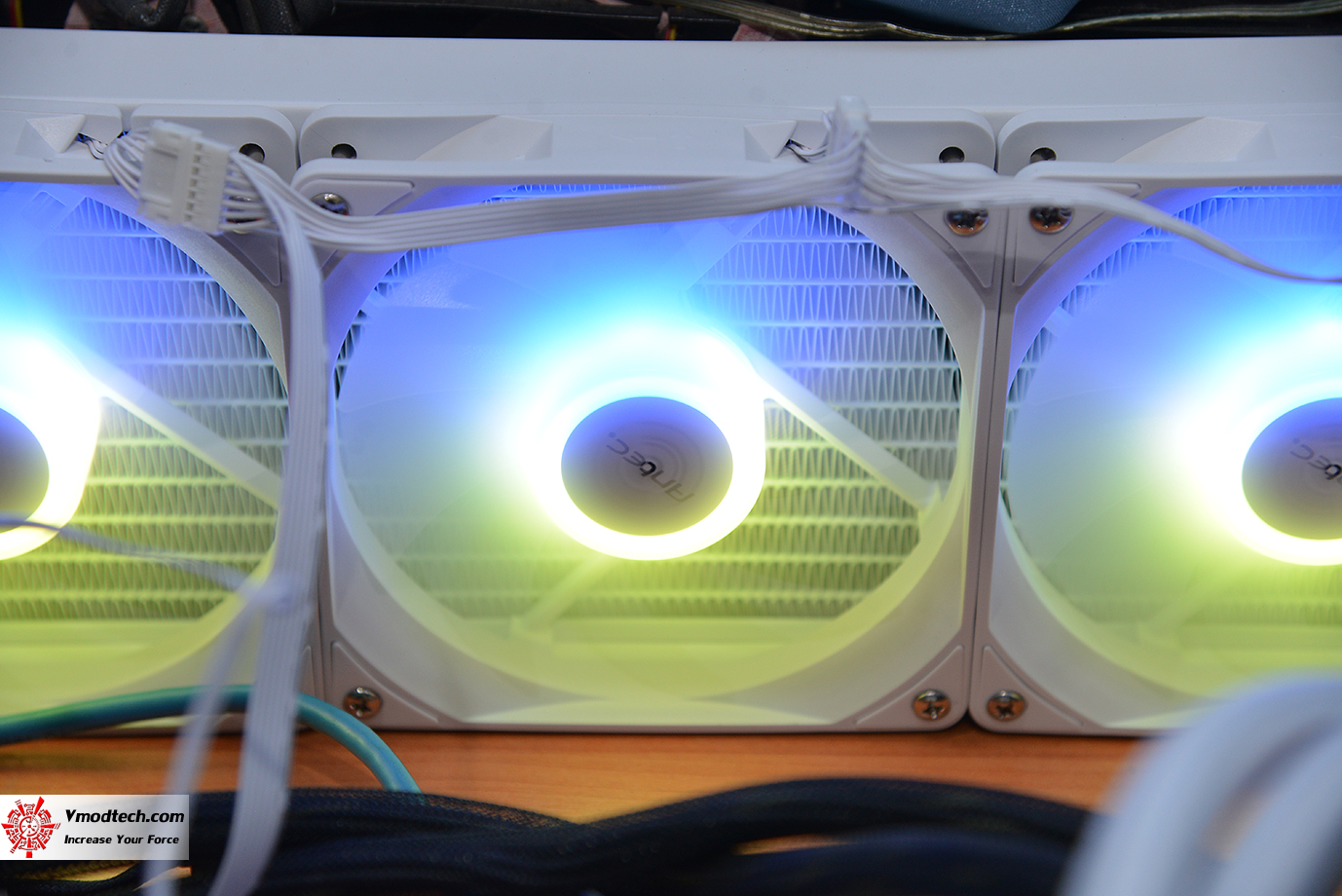 dsc 7339 ANTEC VORTEX LUM 360 ARGB WHITE REVIEW