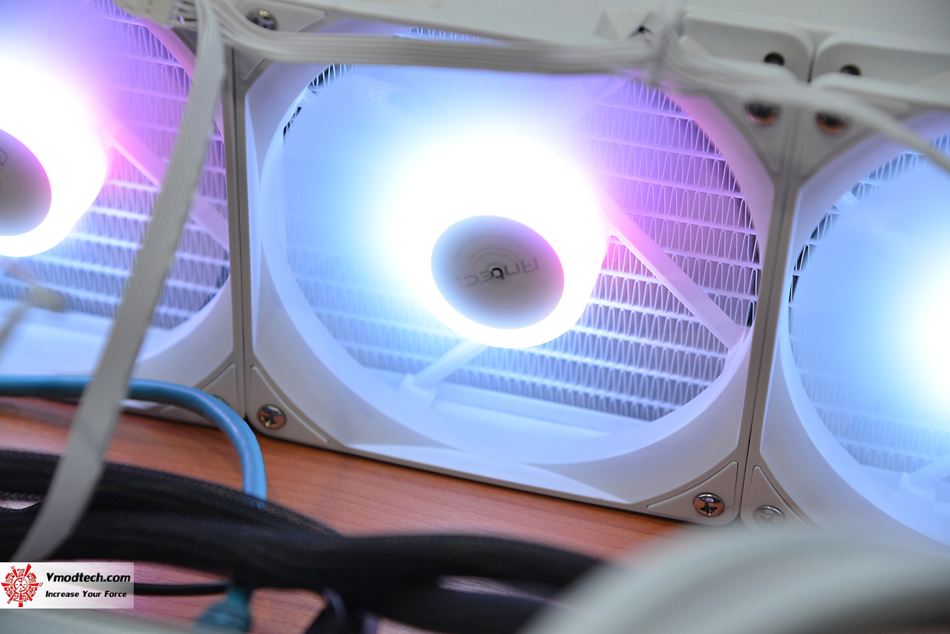 dsc 7343 ANTEC VORTEX LUM 360 ARGB WHITE REVIEW