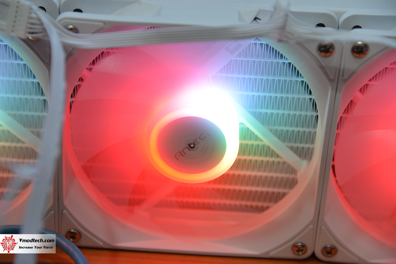 dsc 7382 ANTEC VORTEX LUM 360 ARGB WHITE REVIEW