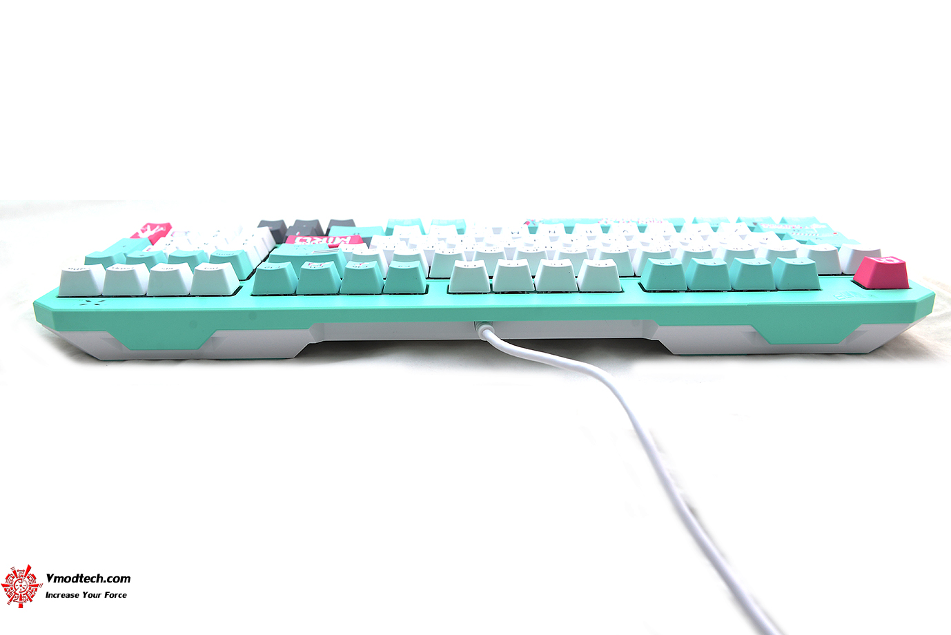 dsc_6827 dsc 6827 ASUS TUF Gaming K3 Gen II Hatsune Miku Edition Review