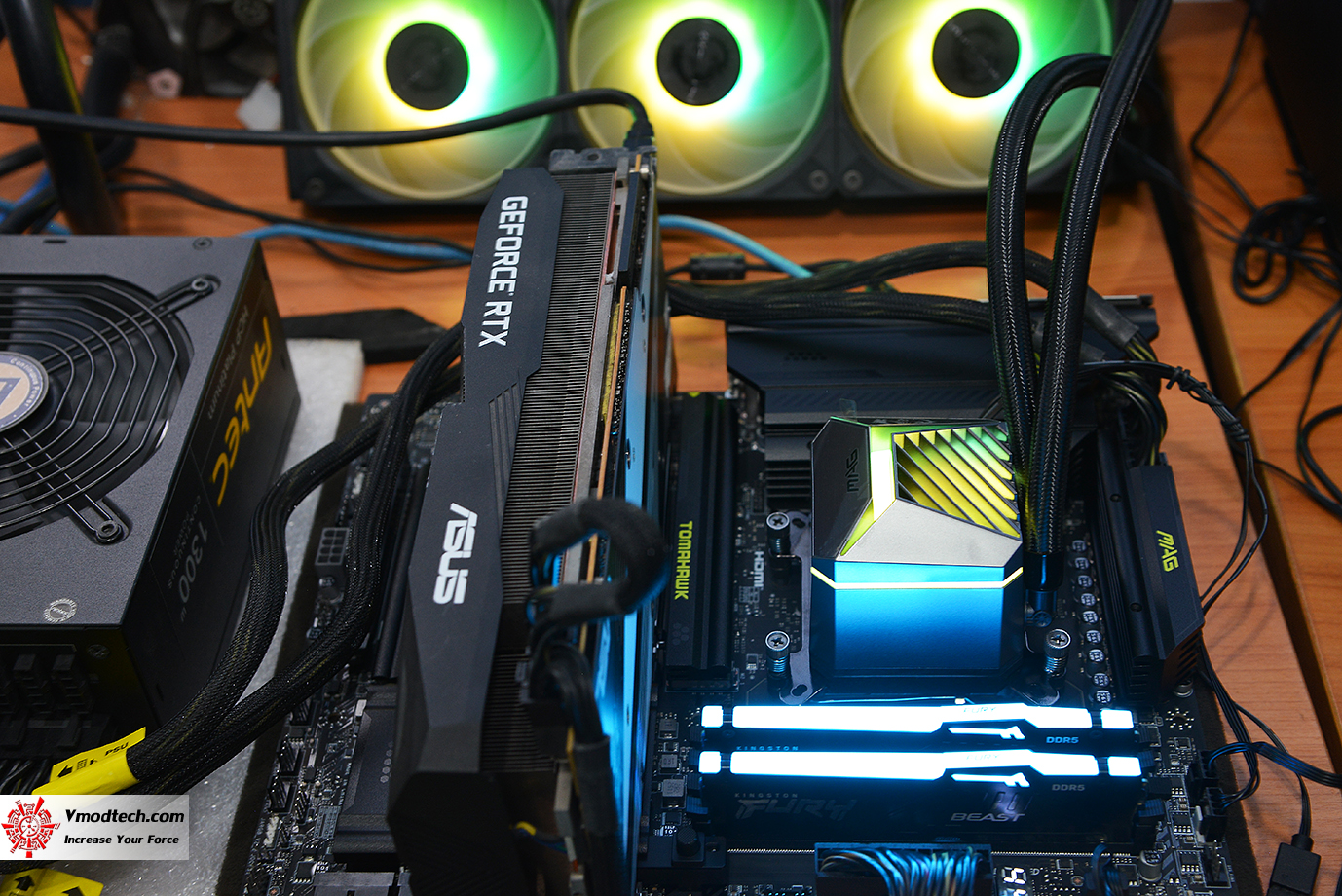 dsc 8888 MSI MAG X870E TOMAHAWK WIFI REVIEW