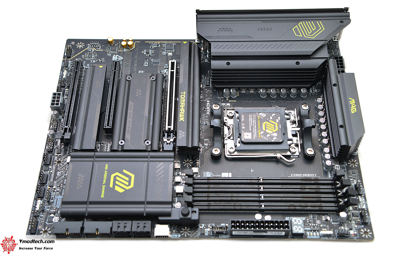 dsc 9119 MSI MAG X870E TOMAHAWK WIFI REVIEW