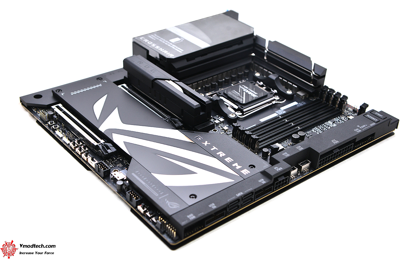 dsc 8849 ASUS ROG CROSSHAIR X870E EXTREME REVIEW