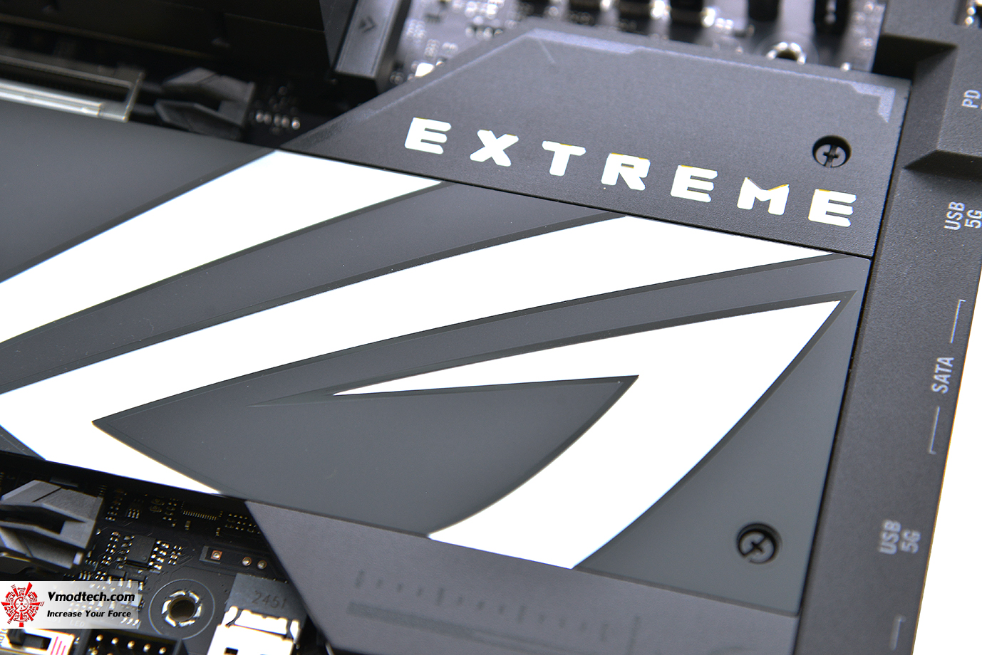 dsc 9529 ASUS ROG CROSSHAIR X870E EXTREME REVIEW