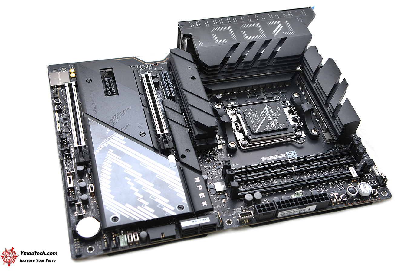 dsc 9625 ASUS ROG CROSSHAIR X870E APEX REVIEW