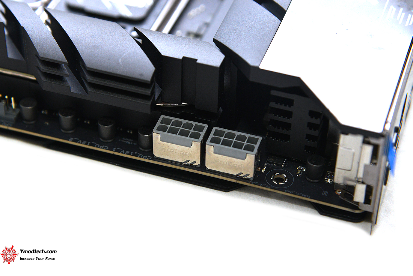 dsc 96771 ASUS ROG CROSSHAIR X870E APEX REVIEW