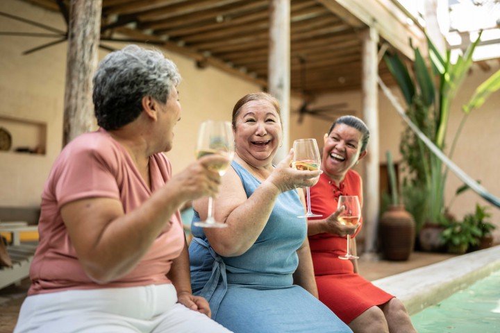 Booking.com คาดการณ์เทรนด์การเดินทางที่จะนิยามการท่องเที่ยวในปี 2569 