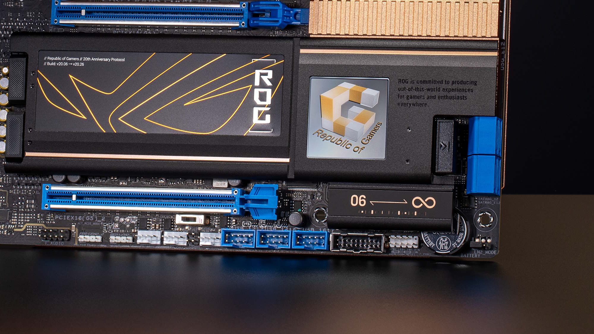 asus rog crosshair 2006 gaming motherboard 11 ASUS เปิดตัวเมนบอร์ด ROG Crosshair 2006 รุ่นพิเศษฉลองครบรอบ 20 ปี ROG