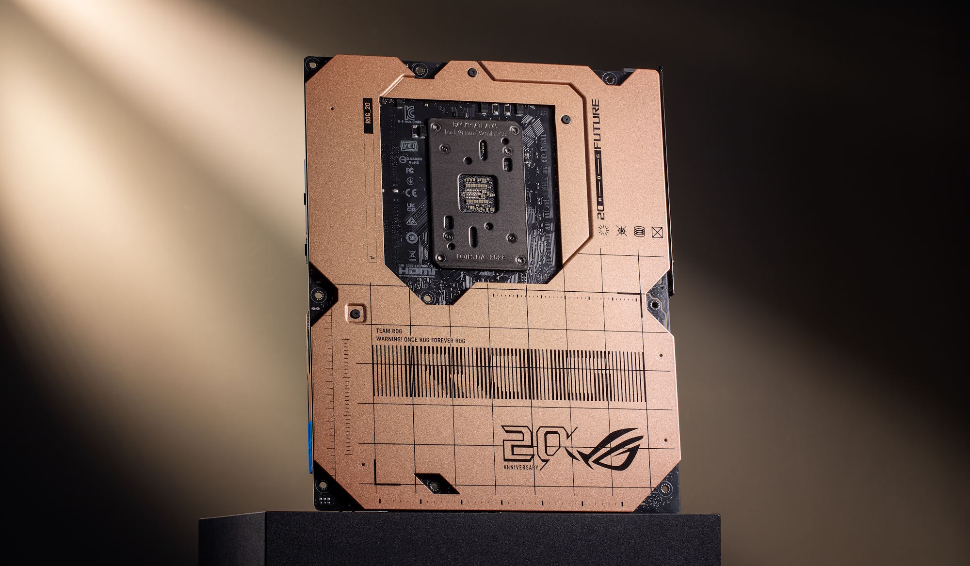 asus rog crosshair 2006 gaming motherboard 12 ASUS เปิดตัวเมนบอร์ด ROG Crosshair 2006 รุ่นพิเศษฉลองครบรอบ 20 ปี ROG