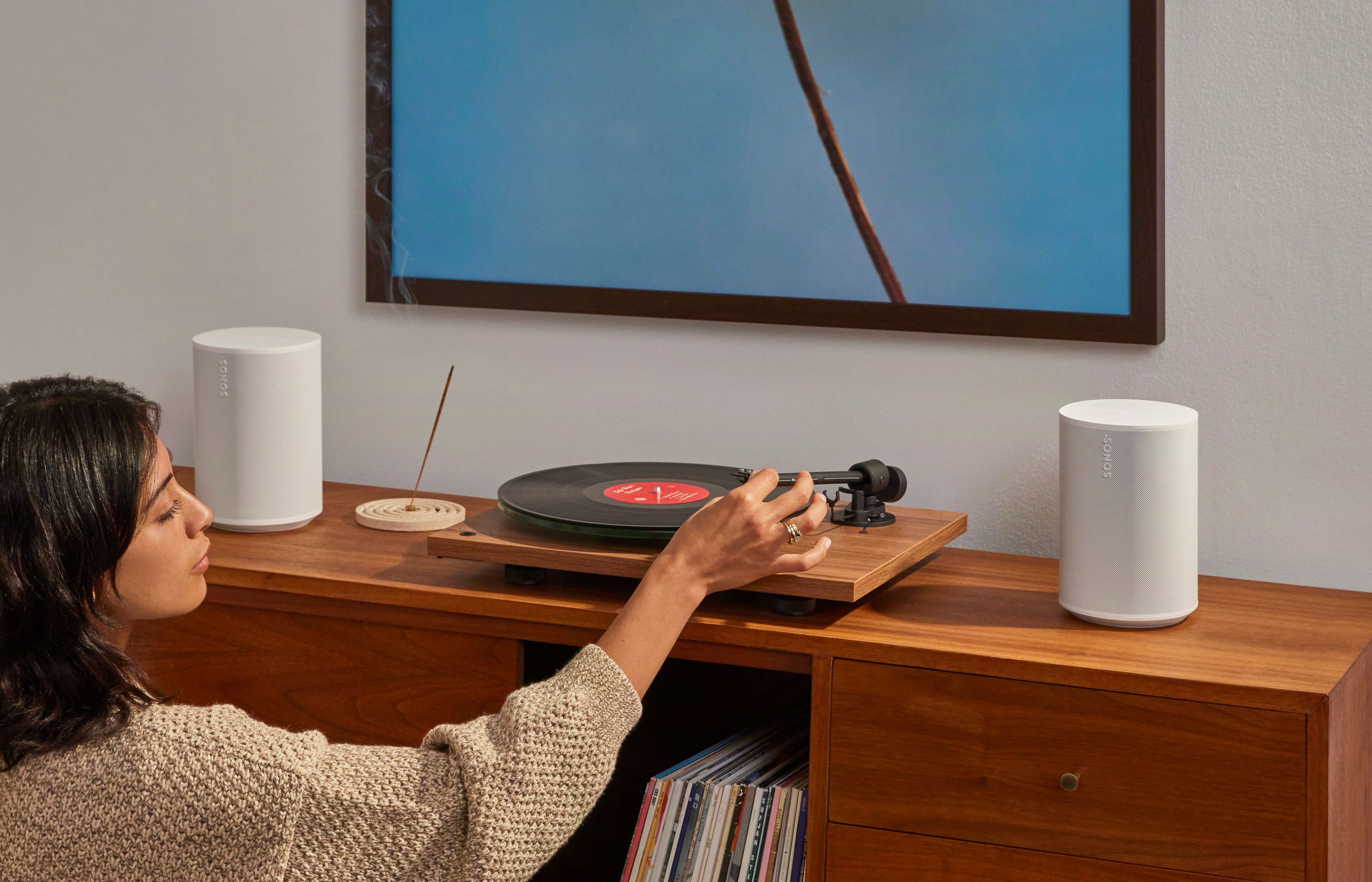Sonos กลับมาอีกครั้งกับระบบที่สร้างชื่อให้แบรนด์ ด้วย Era 100 SL — ทำให้การเริ่มต้นและขยายระบบ Sonos เป็นเรื่องง่ายกว่าที่เคย