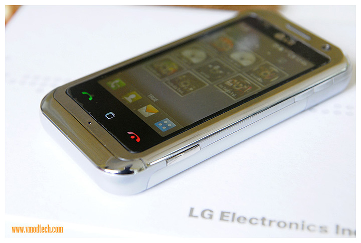 3 LG KM900 Arena 
