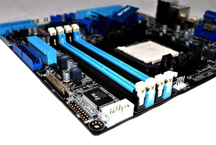 520 Asus M4A88TD M/USB3 Motherboard Review