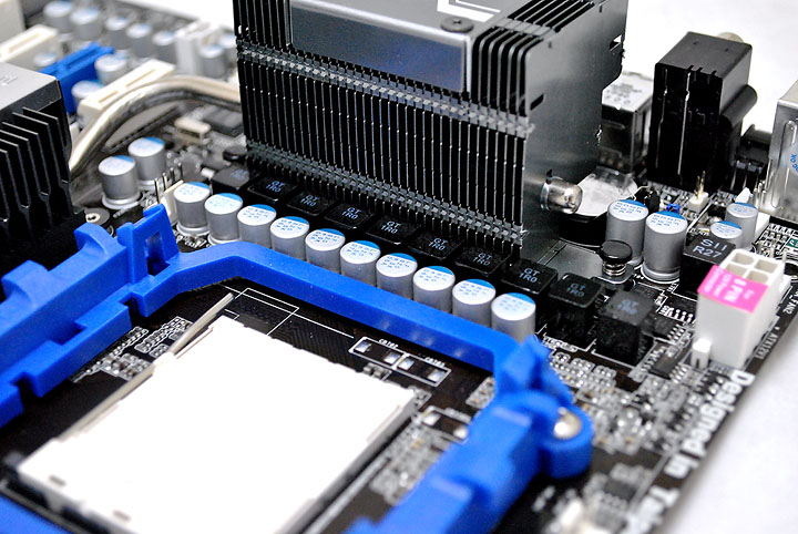 927 927 Asrock 890FX Deluxe4 Review