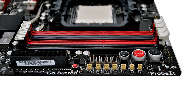 13 Asus Crosshair IV Extreme  Review