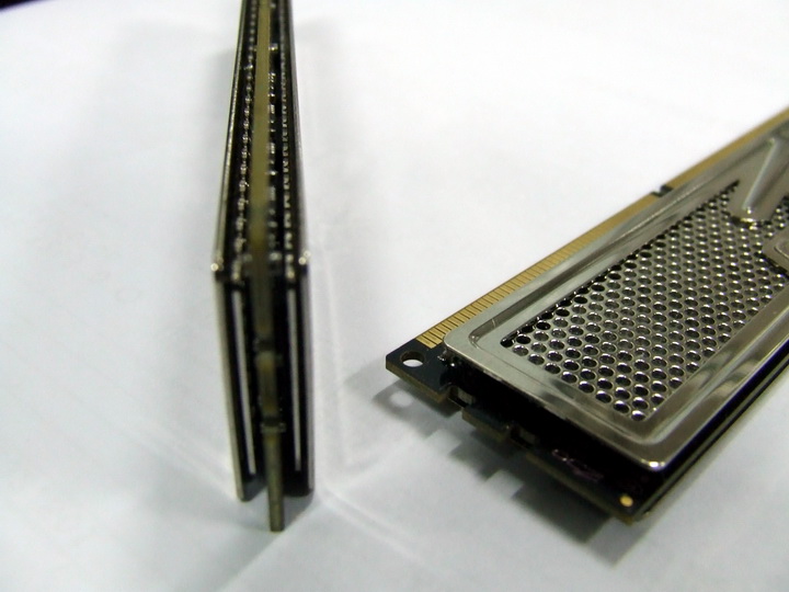 ram5 OCZ DDR3 PC3 10666 Platinum Low Voltage Dual Channel