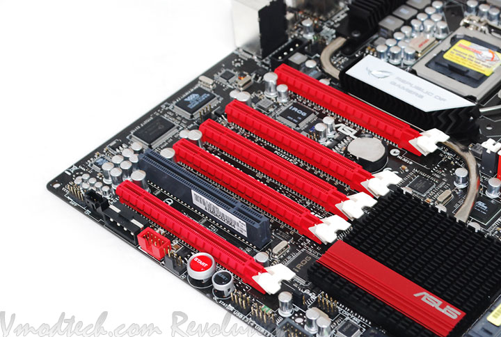 dsc 0450 ASUS MAXIMUS III Extreme Motherboard Review