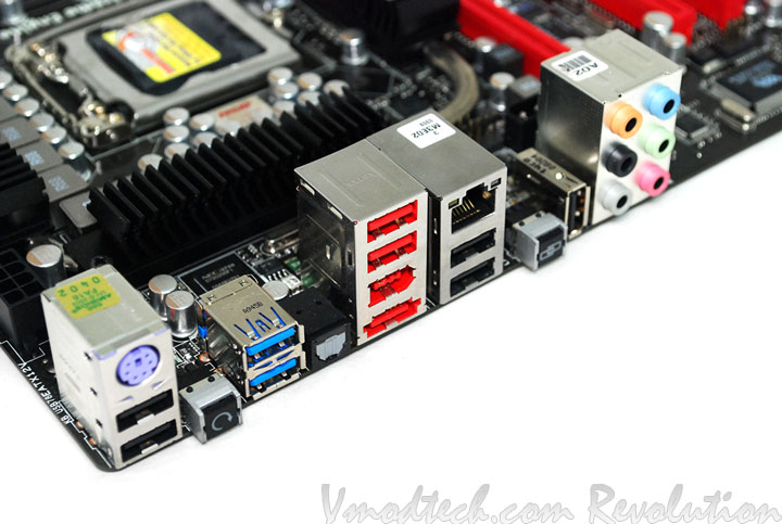 dsc 0469 ASUS MAXIMUS III Extreme Motherboard Review