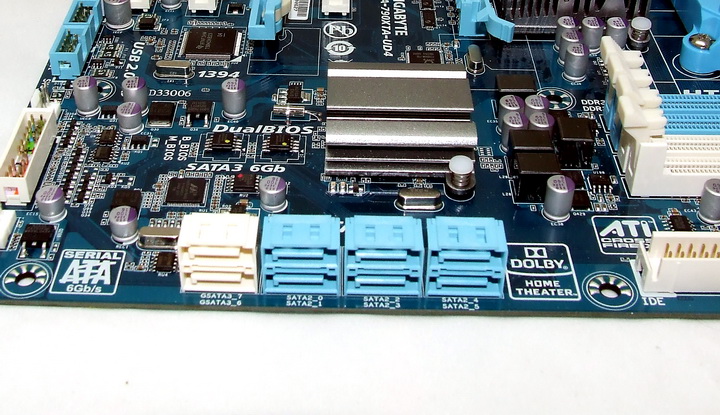 dscf1923 GIGABYTE 790XTA UD4 Motherboard Review