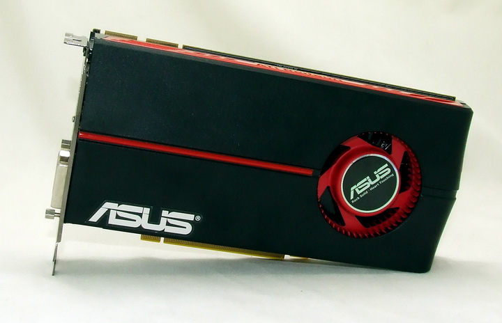 dscf2403 ASUS Radeon HD 5770 1GB Voltage Tweak Edition