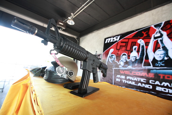 msi 0138 resize Be A Pro  with MSI Fnatic Camp