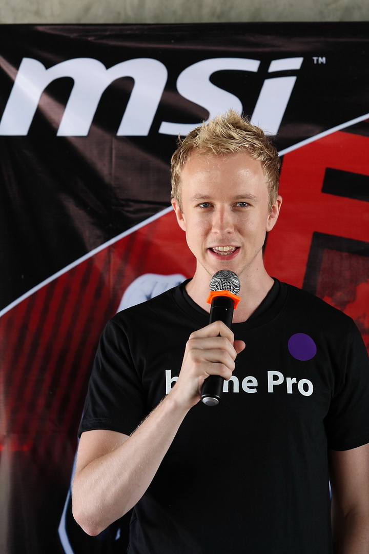 msi 0216 resize Be A Pro  with MSI Fnatic Camp