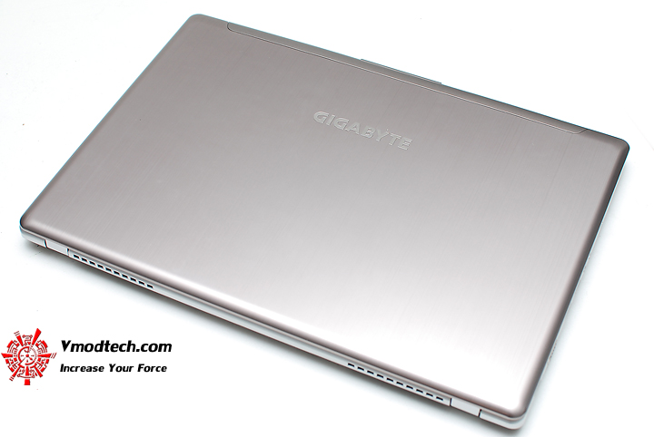 2 Review : Gigabyte U2442 Extreme Ultrabook