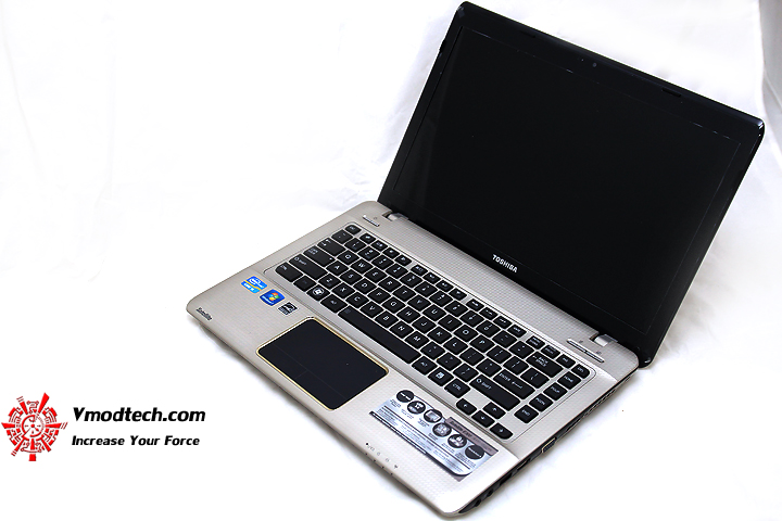Review : Toshiba Satellite E300 4 Review : Toshiba Satellite E300