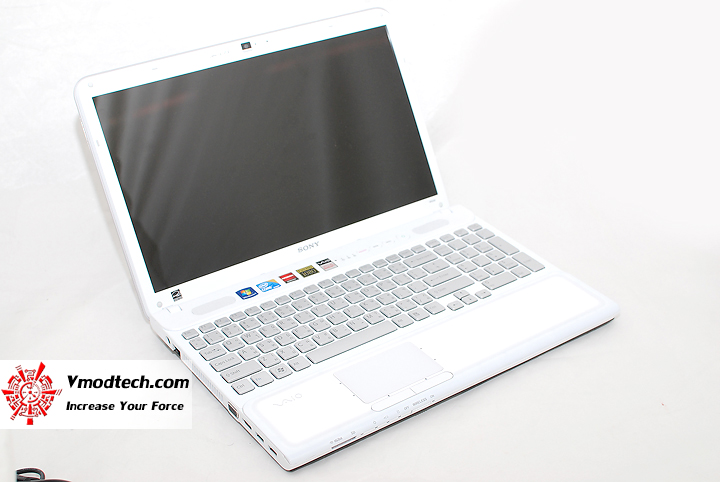 4 Review : Sony VAIO CB (VPC CB15FH)