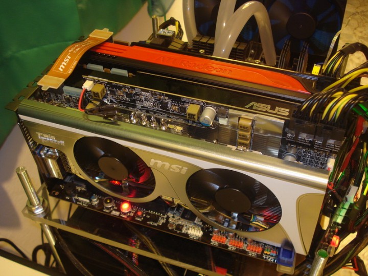 dsc08769 720x540 MSI ATI Radeon R5870 LIGHTNING Review