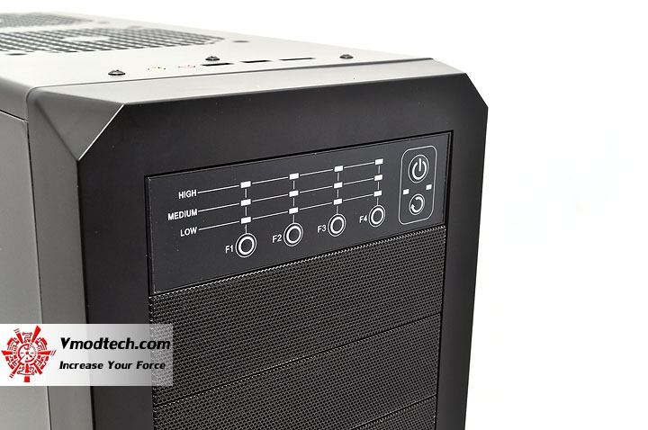 dsc 0127 AeroCool Rs 9 Chassis Review