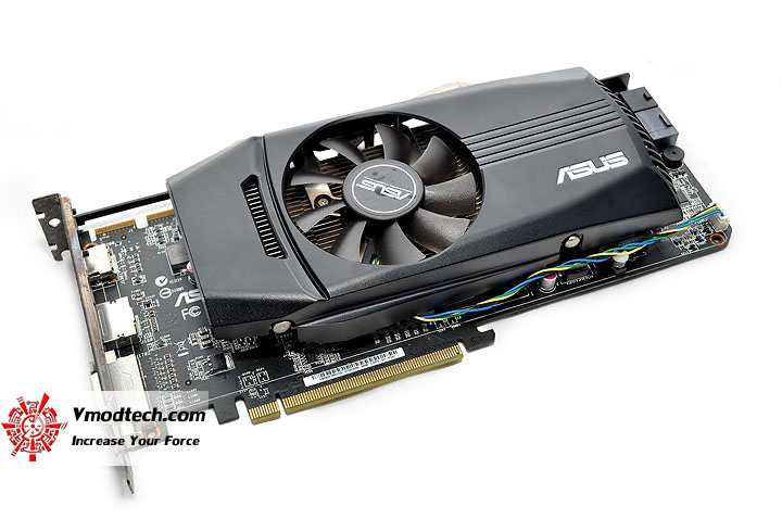 dsc 0071 ASUS EAH5830 DirectCU HD 5830 1GB GDDR5 Review