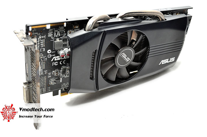 dsc 0092 ASUS EAH5830 DirectCU HD 5830 1GB GDDR5 Review