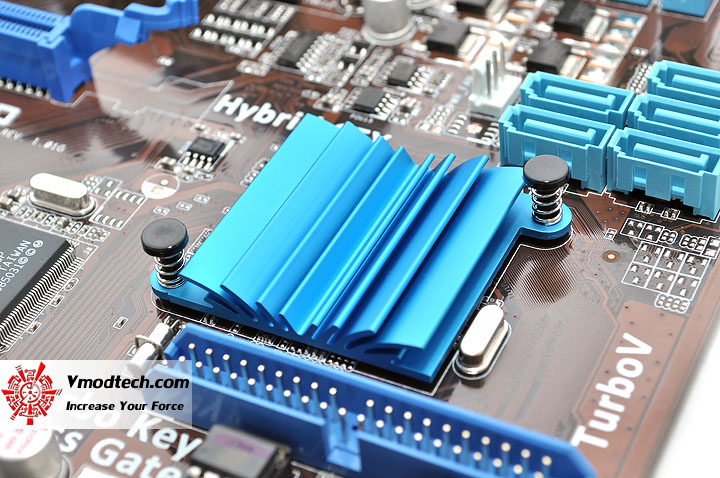 dsc 0392 ASUS M4A785TD V EVO Review