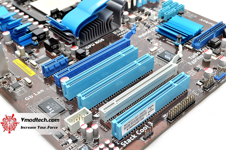 dsc 0393 ASUS M4A785TD V EVO Review