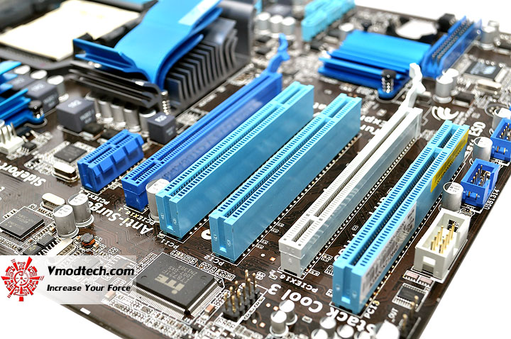 dsc 0123 ASUS M4A88TD V EVO/USB3 Xtreme Design Motherboard Review
