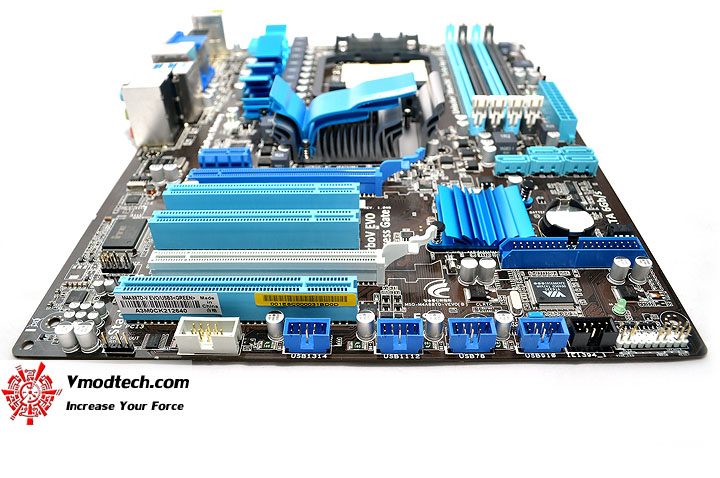 dsc 0125 ASUS M4A88TD V EVO/USB3 Xtreme Design Motherboard Review