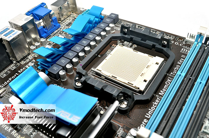 dsc 0135 ASUS M4A88TD V EVO/USB3 Xtreme Design Motherboard Review