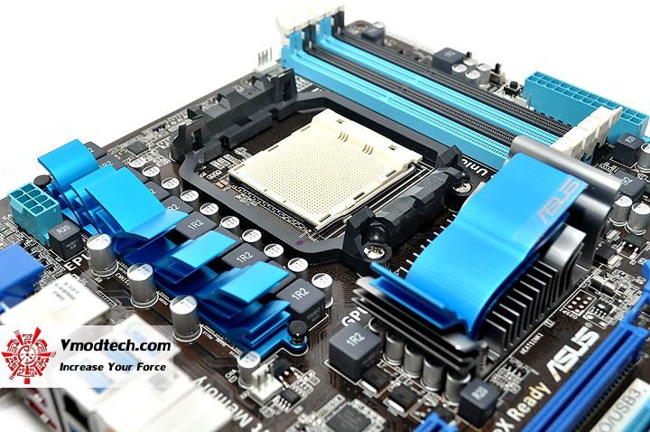 dsc 0142 ASUS M4A88TD V EVO/USB3 Xtreme Design Motherboard Review