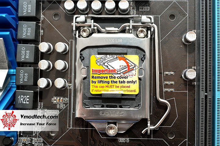 dsc 0044 ASUS P7H57D V EVO Motherboard Review