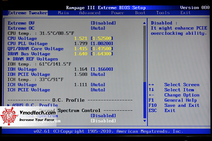 dsc 0090 ASUS RAMPAGE III EXTREME Motherboard Review