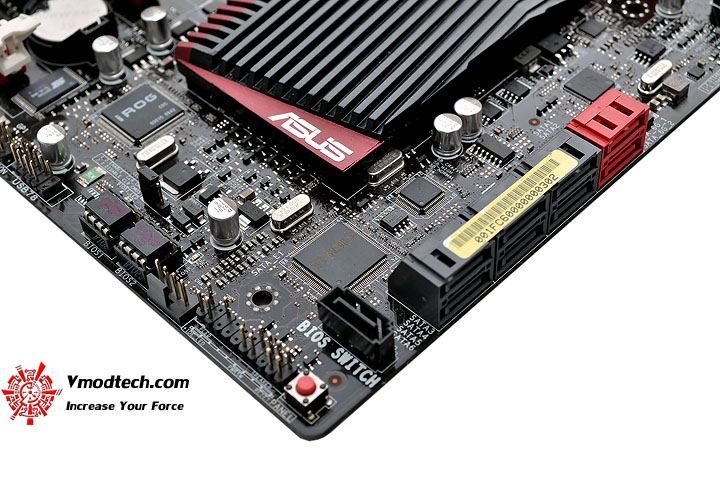 dsc 0183 ASUS RAMPAGE III EXTREME Motherboard Review