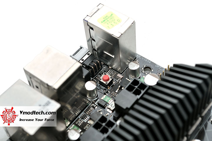 dsc 0224 ASUS RAMPAGE III EXTREME Motherboard Review