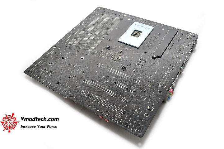 dsc 0082 ASUS Rampage III GENE Micro ATX Motherboard Review