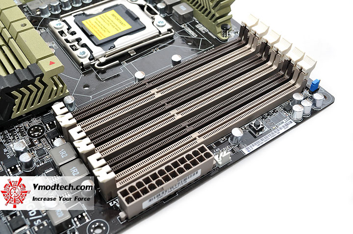 dsc 0022 ASUS SABERTOOTH X58 Motherboard Review
