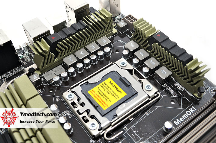 dsc 0036 ASUS SABERTOOTH X58 Motherboard Review