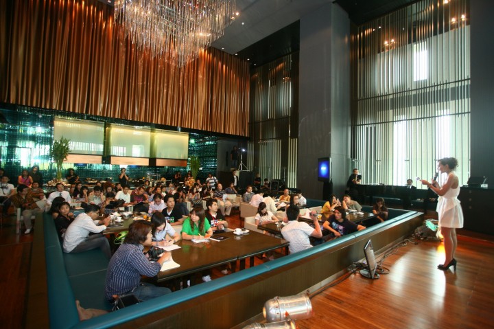 8 720x479 อัสซุส รุกตลาดครึ่งปีหลัง ขยายช่องทางการตลาดทั่วประเทศโชว์โรดแมพสินค้า และทีเด็ดสุดยอดนวัตกรรม ทั้งโน้ตบุ๊กและเน็ตบุ๊ก