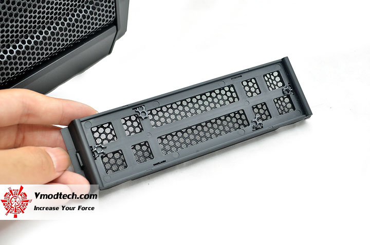 dsc 0012 COOLER MASTER HAF X Chassis Review